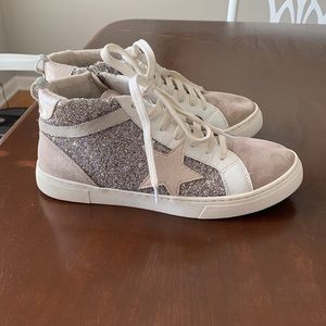 Steven New York Golden Goose dupes. Glitter sneakers high top